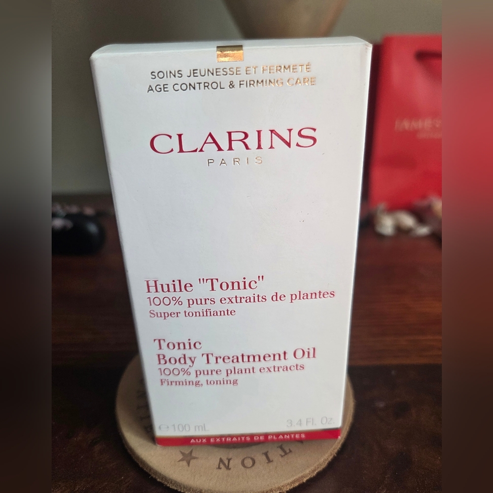 Clarins Gold and White Toner for Radiant Skin